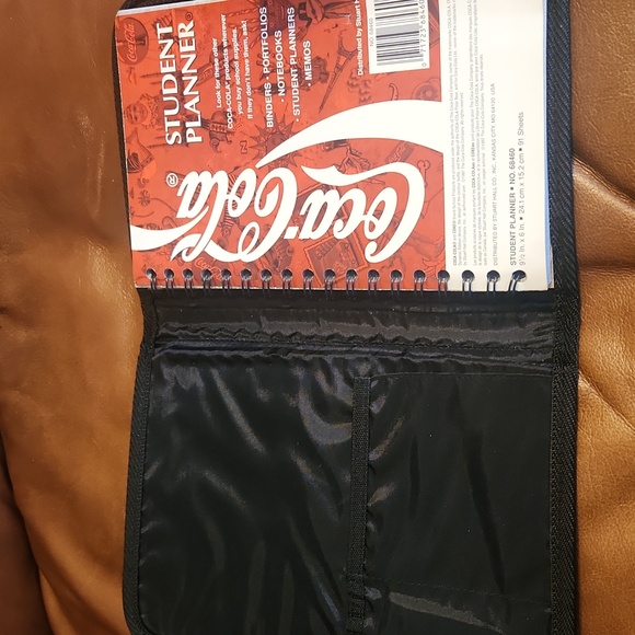 Coke "Always" padded binder with removable notebook/planner, velcro closure - Picture 3 of 9